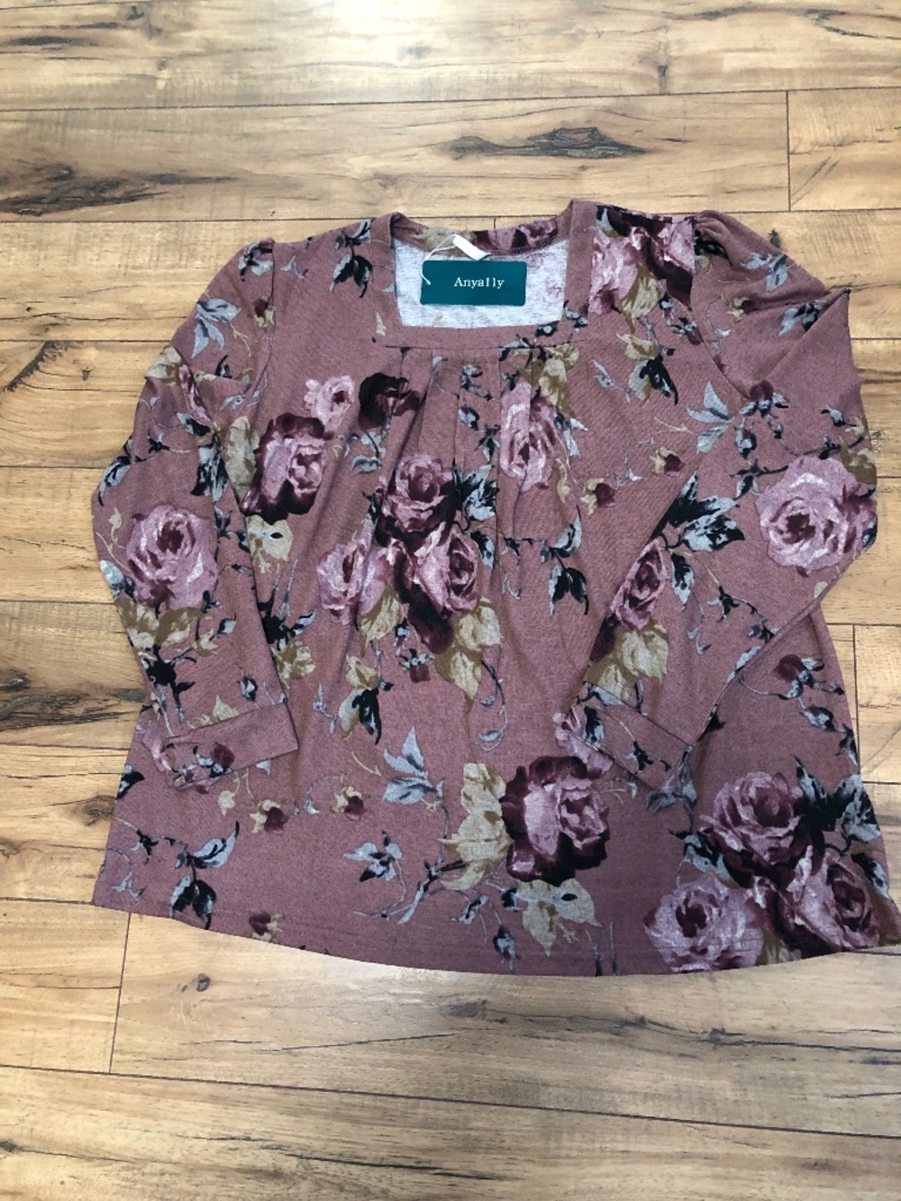 Anyally NWT Women’s Tunic Top Purple Long Sleeve size 2XL Pullover